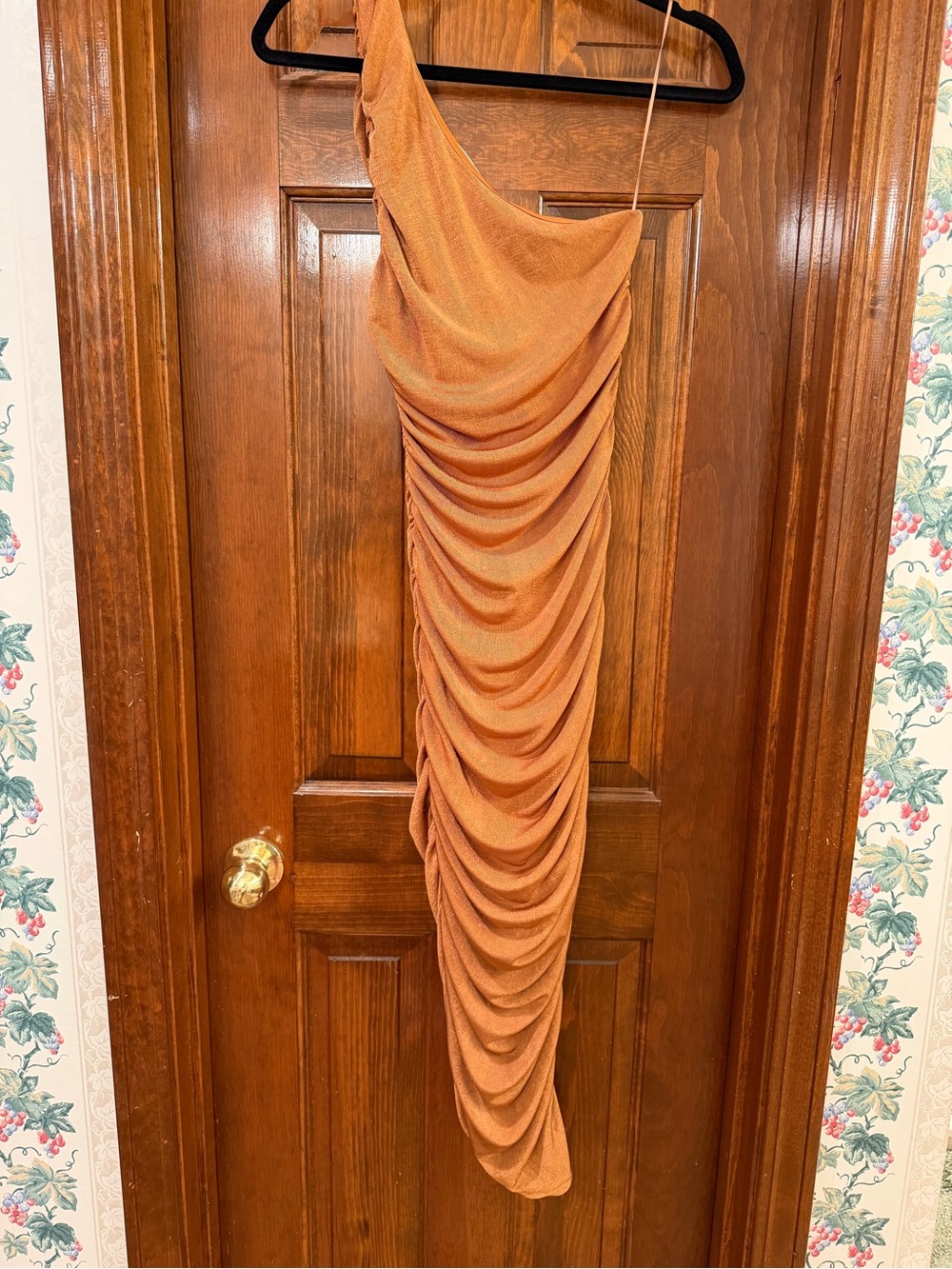 One-Shoulder Ruched Maxi Dress in Rust - Picture 4 of 9